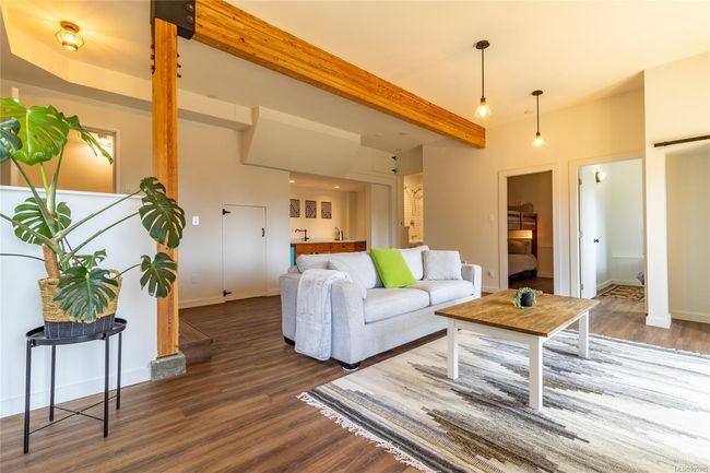 Main Level Living Room | Image 46