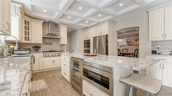 Kitchen | Image 17
