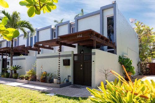 842-842 Ne 20th Dr, Wilton Manors, FL, 33305-2222 | Card Image