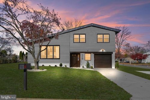 28 Brattle Ave, Ewing, NJ, 08638-2202 | Card Image