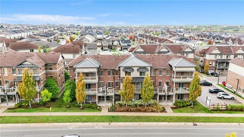 c-1108 Fairway Rd N, Kitchener, ON, N2A0J3 | Card Image