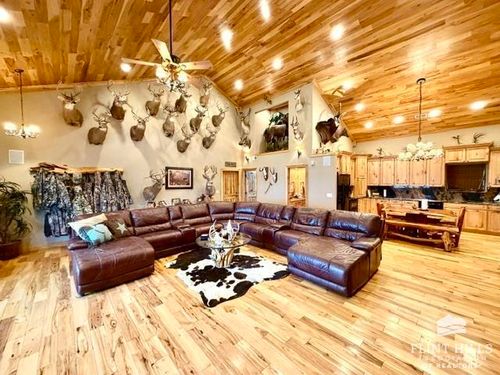 10400 Clyde Drive, Manhattan, KS, 66503 | Card Image