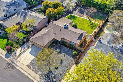 3213 Smathers Way, Carmichael, CA, 95608-3126 | Card Image