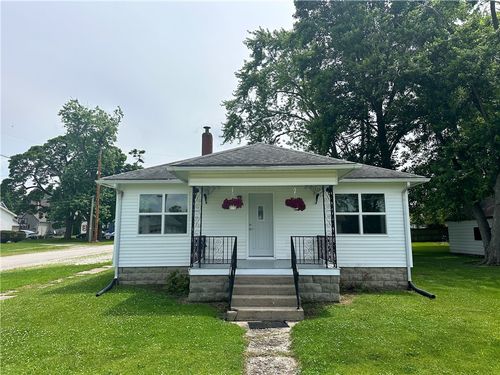 126 E Elliott St, Paris, IL, 61944-1124 | Card Image