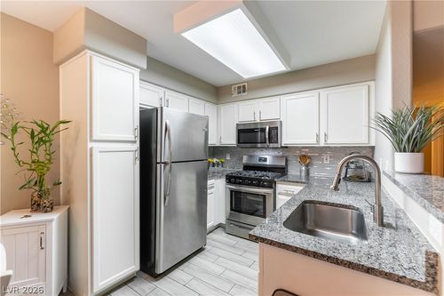 102-3174 Tarpon Drive, Las Vegas, NV, 89120 | Card Image