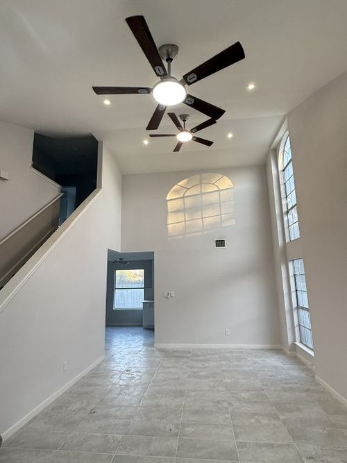 518 Tanner Trl, Pflugerville, TX, 78660-3844 | Card Image