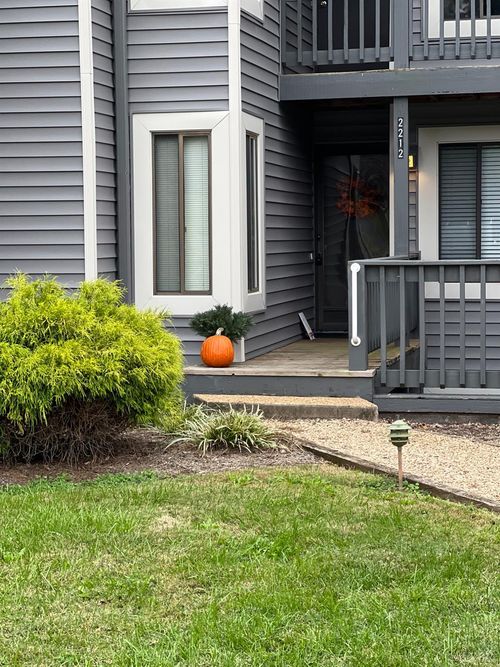 2212 Deer Run, Forest, VA, 24551-1973 | Card Image