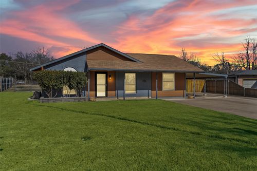 119 Kessler Dr, Granbury, TX, 76048-2321 | Card Image