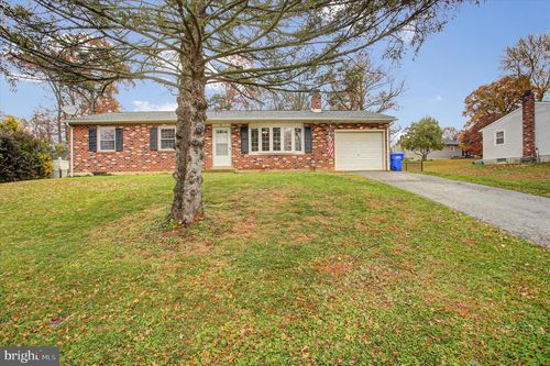 32 Washington Rd, NEW FREEDOM, PA, 17349-9428 | Card Image