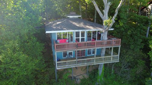 245 Dogwood Tr, Hillsville, VA, 24343 | Card Image