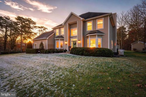 27 Rodeo Dr, WEST CREEK, NJ, 08092-2911 | Card Image