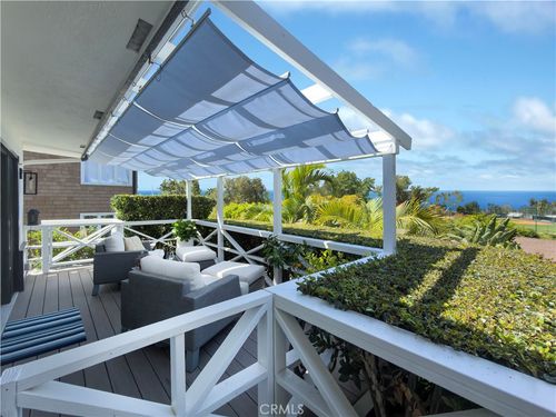 737 Griffith Way, Laguna Beach, CA, 92651-2252 | Card Image