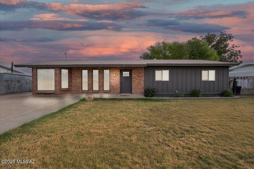 417 E 20th St, Safford, AZ, 85546 | Card Image