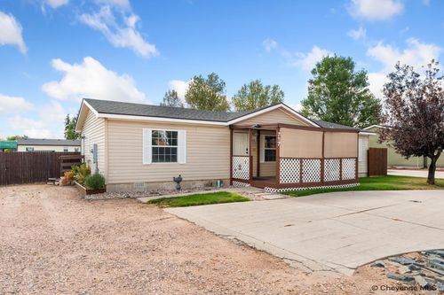 717 Sunridge Dr, Cheyenne, WY, 82007-2860 | Card Image