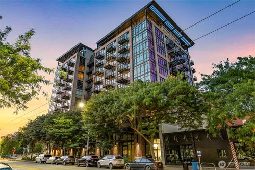 416-2720 3rd Ave, Seattle, WA, 98121-1292 | Card Image