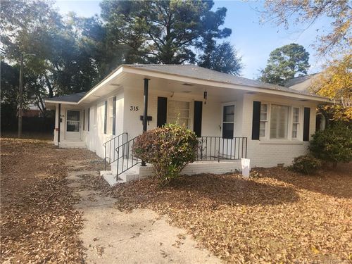 313 Oakridge Ave, Fayetteville, NC, 28305-4838 | Card Image