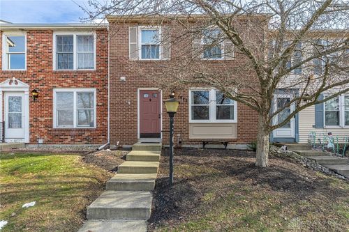 1642 Longbow Ln, West Carrollton, OH, 45449-3804 | Card Image