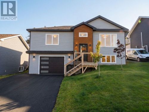 15 Phoenix Dr, Paradise, NL, A1L4H8 | Card Image