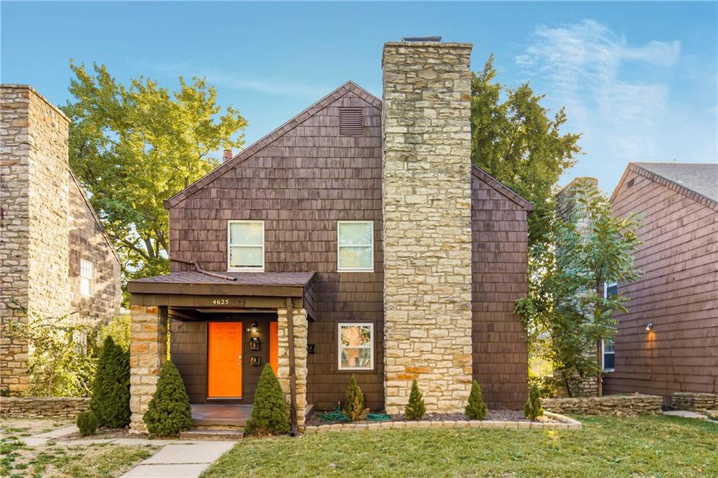 Harrison St, Kansas City, MO 64110