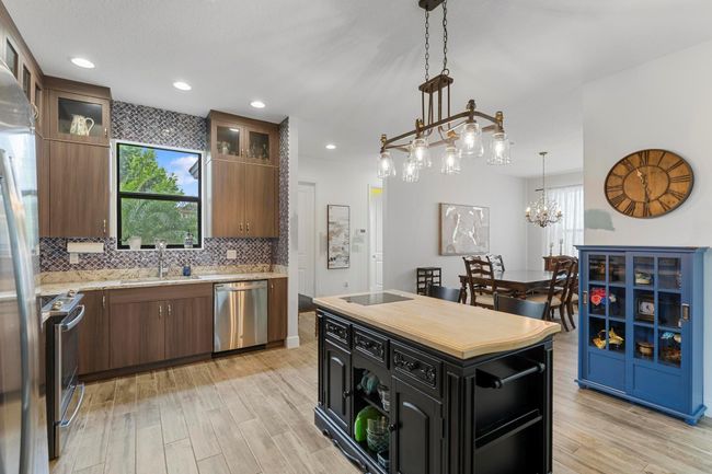 16450 Sandy Shore Dr, House other with 2 bedrooms, 2 bathrooms and null parking in Westlake FL | Image 7