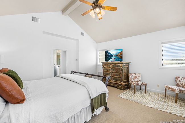 Primary bedroom - upstairs | Image 21