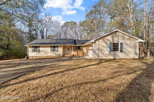 218 Matlock Ln, Macon, GA, 31210-2016 | Card Image