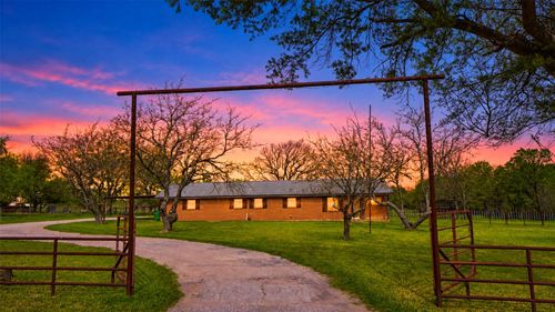 19761 N State Highway 34, Terrell, TX, 75161-0234 | Card Image