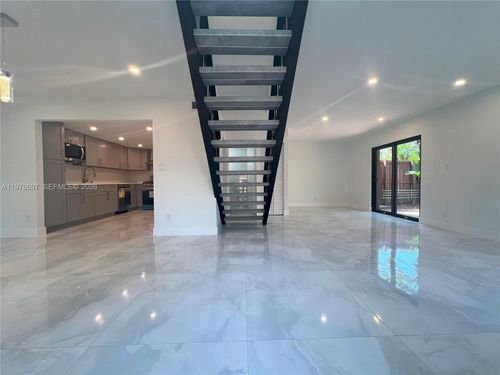 apt-h-6435 Sw 116th Pl, Miami, FL, 33173-1766 | Card Image
