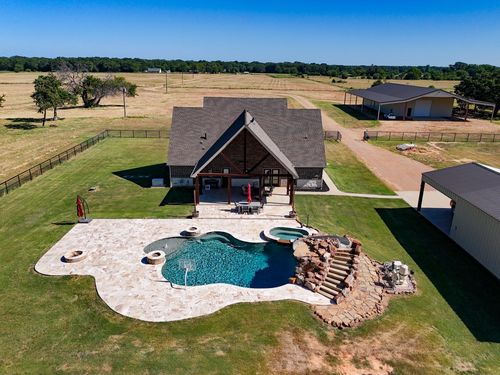 575 County Road 2285, Telephone, TX, 75488-6429 | Card Image