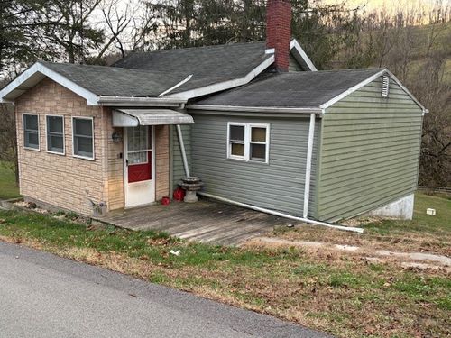 101 Fishpot Rd, Fredericktown, PA, 15333-2202 | Card Image