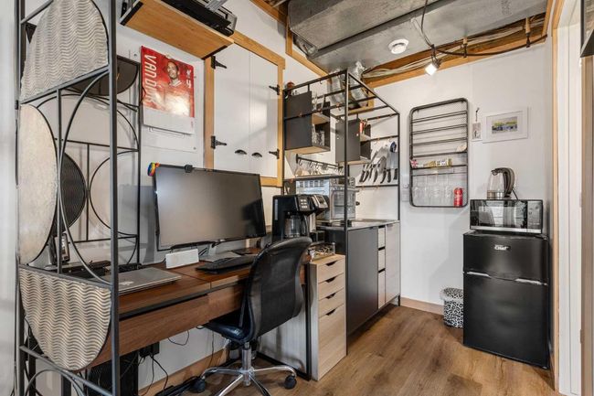 33 - 448 Strathcona Dr Sw, Townhouse with 3 bedrooms, 4 bathrooms and 4 parking in Calgary AB | Image 35