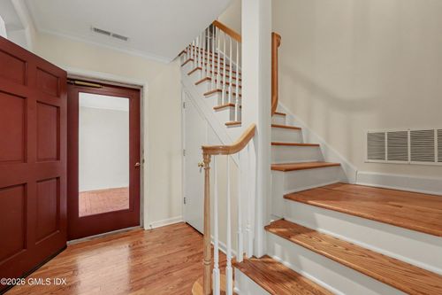 48-51 Forest Ave, Old Greenwich, CT, 06870-1511 | Card Image