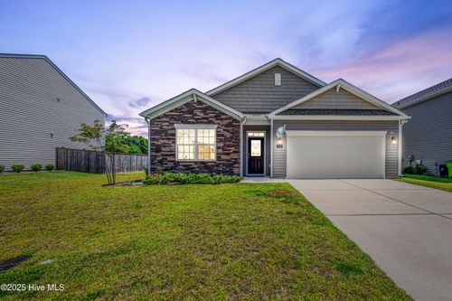 608 Ava St, New Bern, NC, 28560-0700 | Card Image
