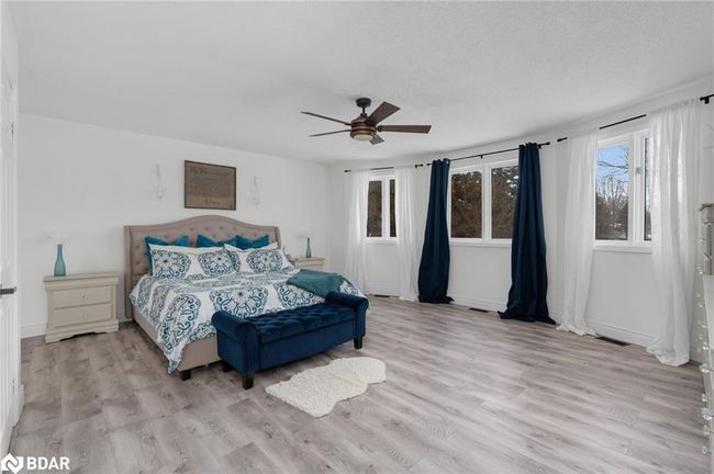 203 Camilla Cres, House other with 5 bedrooms, 2 bathrooms and 6 parking in Thornton ON | Image 14