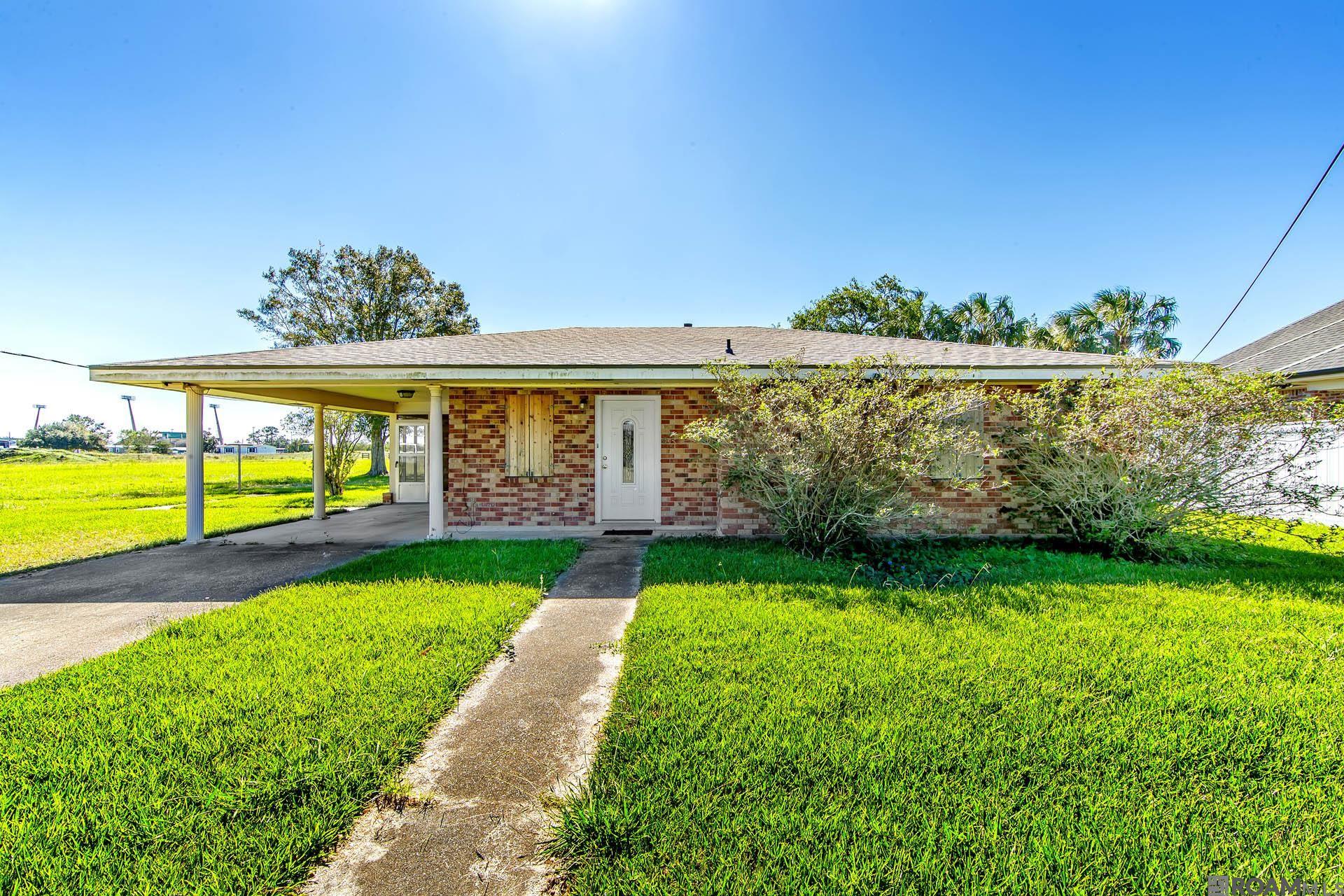 Residential in Raceland
