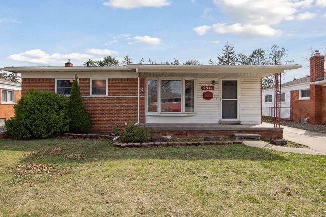 2941 Longmeadow Dr, House other with 3 bedrooms, 2 bathrooms and null parking in Trenton MI | Image 4