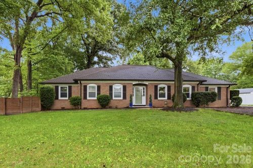 2728 India Hook Rd, Rock Hill, SC, 29732-8421 | Card Image