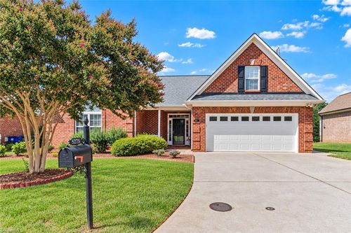 5275 Jacobs Way, Winston-Salem, NC, 27106-6382 | Card Image