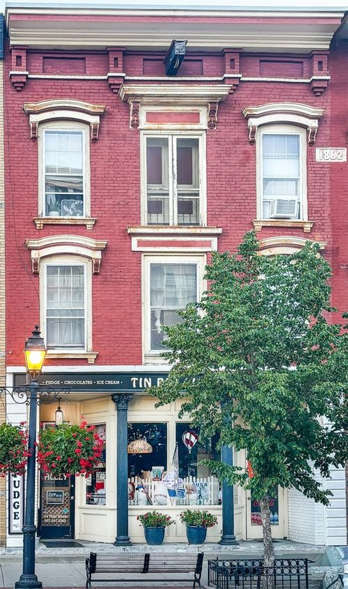 114 Main St, Cooperstown, NY, 13326-1280 | Card Image