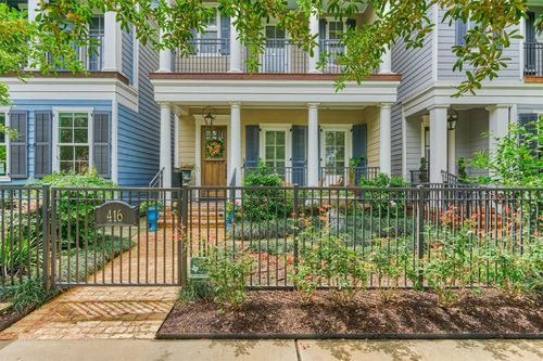 416 W 18th St, Houston, TX, 77008-3912 | Card Image