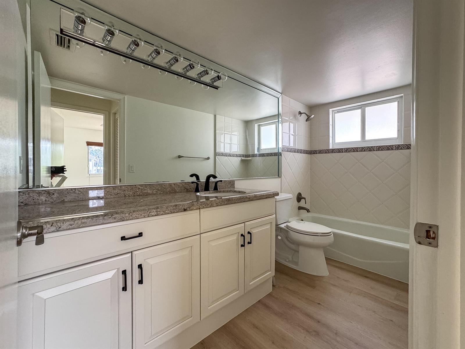 Residential Lease in Highland Beach 5