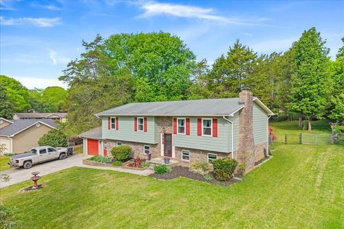 1305 Ridgeway Cir, Athens, TN, 37303-4461 | Card Image