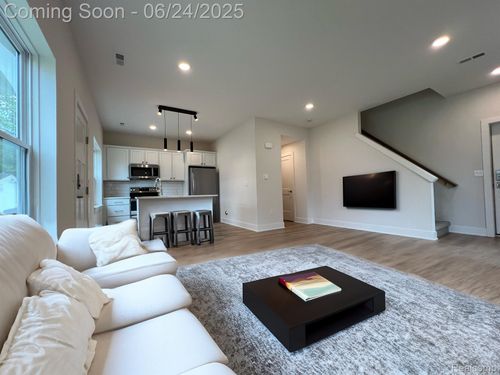 397 E Breckenridge Unit 103 Street, Ferndale, MI, 48220 | Card Image