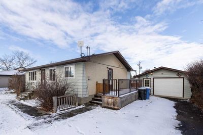 840 Osler St, House other with 3 bedrooms, 2 bathrooms and 4 parking in Carstairs AB | Image 3