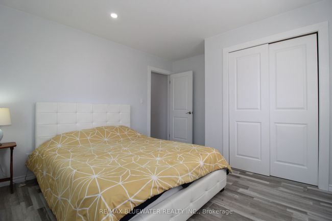 45 John St N, House other with 3 bedrooms, 2 bathrooms and 4 parking in Zurich ON | Image 20