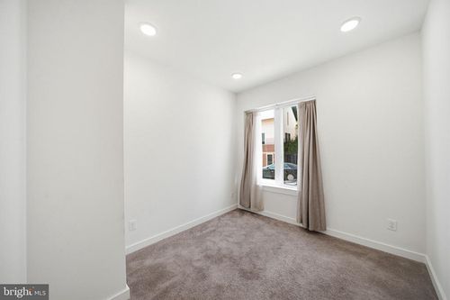 j-1843 N 6th St, PHILADELPHIA, PA, 19122-2150 | Card Image