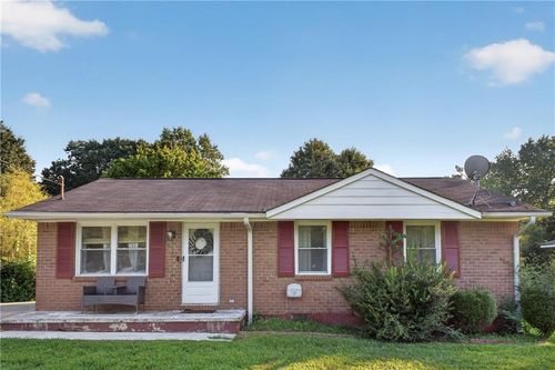 8341 Kendrick Rd, Jonesboro, GA, 30238-2936 | Card Image
