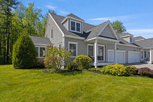29-29 Mccann Way, Scarborough, ME, 04074-9860 | Card Image