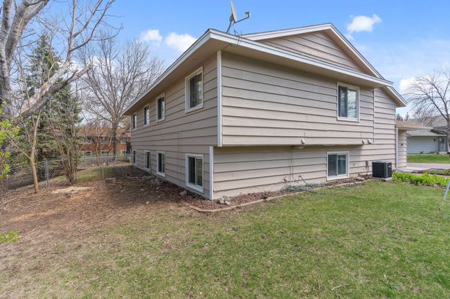 4421 Cinnamon Ridge Cir, Home with 3 bedrooms, 2 bathrooms and null parking in Eagan MN | Image 17