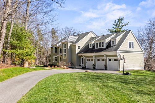23 Kato Dr, Sudbury, MA, 01776-2445 | Card Image
